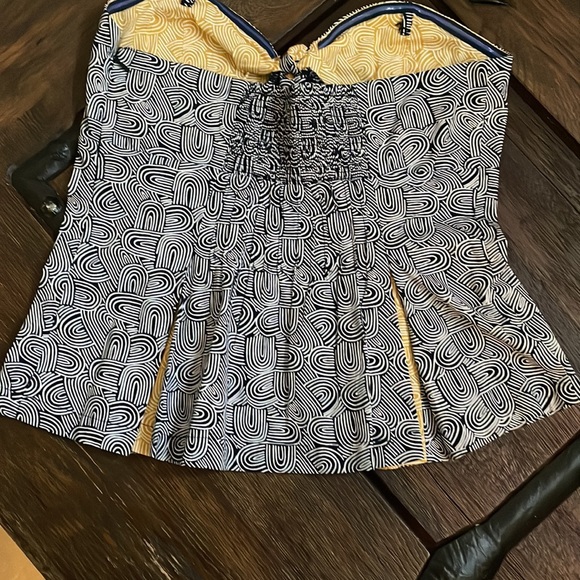 Anthropologie Vintage Sweetheart neckline top . SZ 10 . Excellent like New cond. - Picture 3 of 8